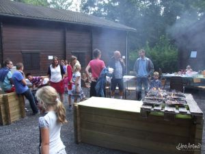 UA140801barbeque07.JPG